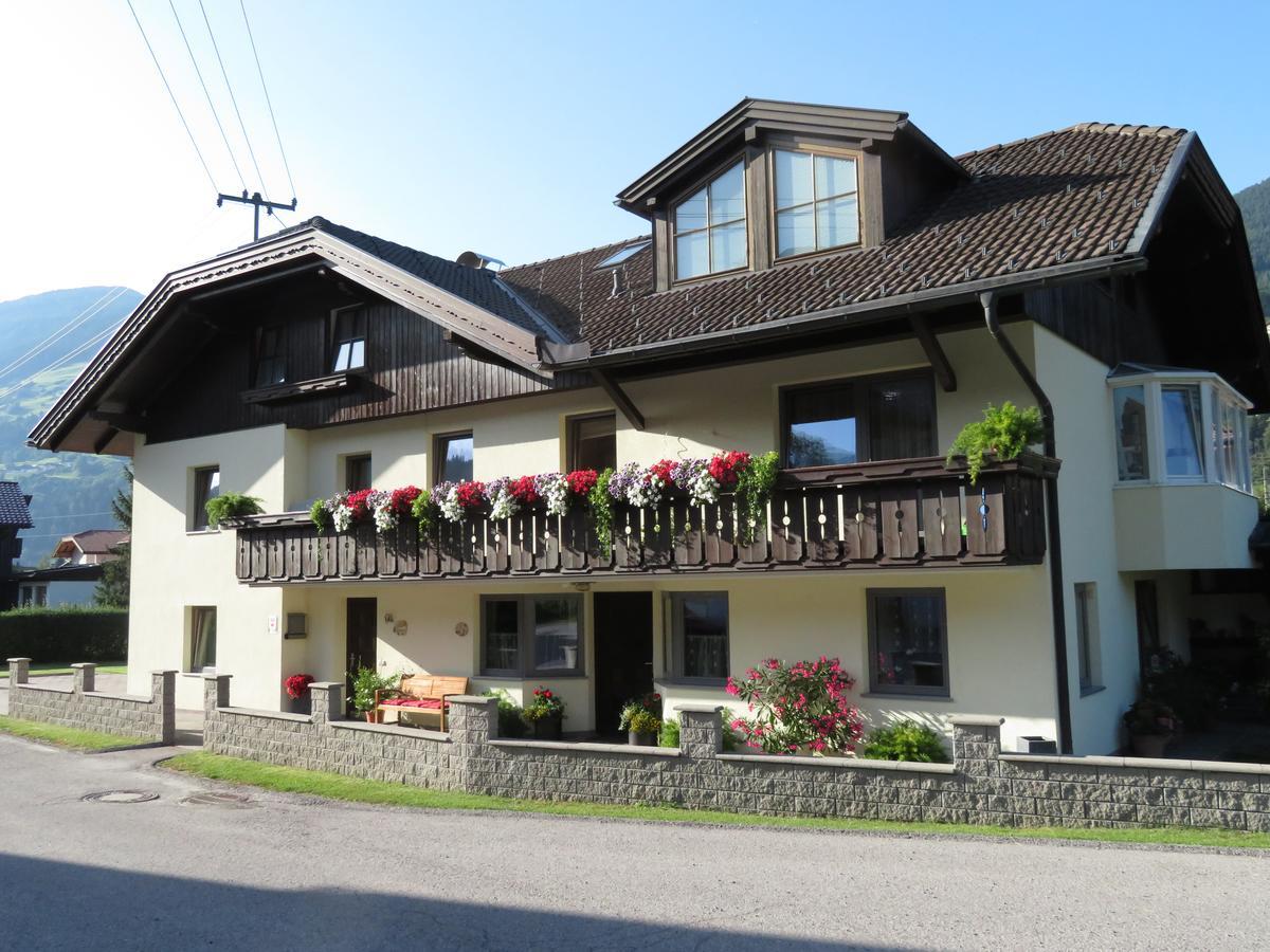 Ferienwohnung Fam.Maria Geiler Heinfels Exterior foto